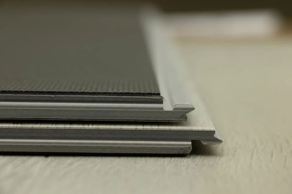 Supremo Diamond Luxury Click Vinyl Rigid Core Flooring Crystal With Built In Underlay 8mm By 178mm By 1220mm 7 Supremo Diamond Luxury Click Vinyl Rigid Core Flooring Crystal With Built In Underlay 8mm By 178mm By 1220mm - Image 5