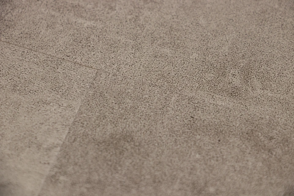 Supremo Luxury Click Vinyl Rigid Core Flooring Tile Hood With Built In Underlay 6mm By 308mm By 610mm 7 Supremo Luxury Click Vinyl Rigid Core Flooring Tile Hood With Built In Underlay 6mm By 308mm By 610mm - Image 5