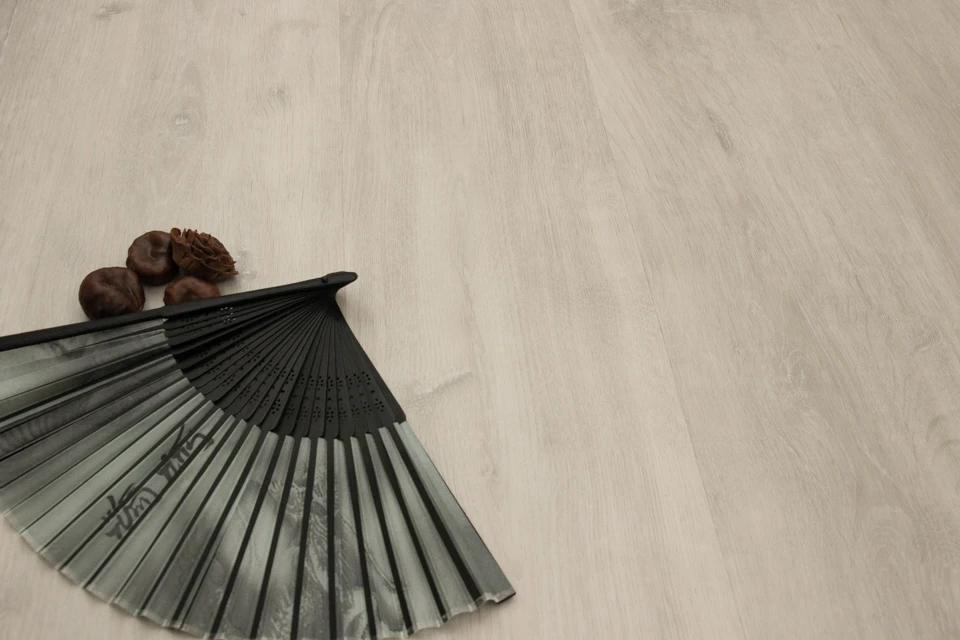 Supremo Diamond Luxury Click Vinyl Rigid Core Flooring Bianca With Built In Underlay 8mm By 178mm By 1220mm 3 Supremo Diamond Luxury Click Vinyl Rigid Core Flooring Bianca With Built In Underlay 8mm By 178mm By 1220mm